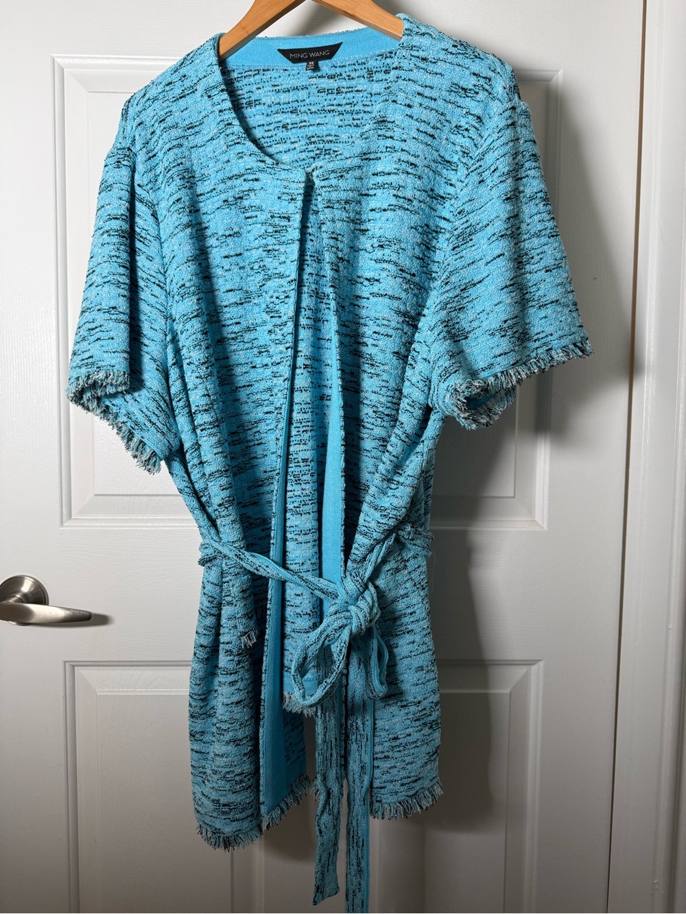 Ming Wang Turquoise Knit Short Sleeve Belted Jacket with Black Flecking